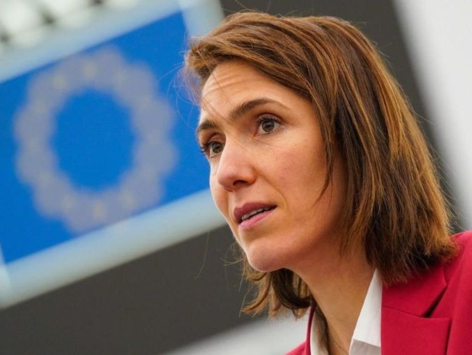 Președinta Renew Europe,Valerie Hayer, cere Senatului să respingă legea ANI cu „amendamentul Fritz”, sub amenințarea blocării a 770 de milioane de euro din PNRR