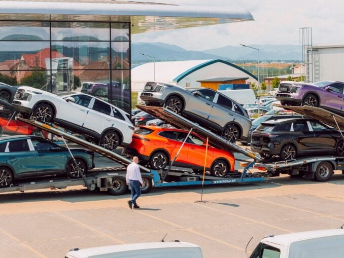 LEPAS pe șoselele din România: primele automobile ale brandului au ajuns la Sibiu
