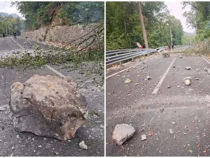VIDEO Drumul spre Băile Herculane, închis după un incendiu de vegetație. Pietre și arbori s-au desprins de pe versant