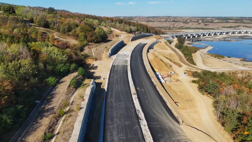 Două tronsoane „blestemate” din Autostrada Transilvania, aproape de deschidere. Când vom putea circula