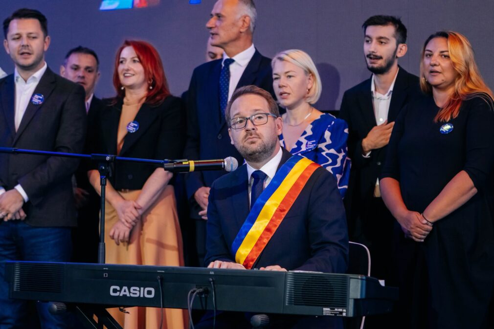 Toți cei care rămân azi fără funcție urmare a „amendamentului Fritz”. În total, 67 de persoane