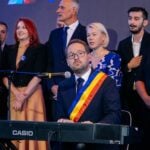 funcție, Dominic Fritz