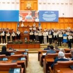 AUR, protest, Călin Georgescu, duba DIICOT, protest AUR în Parlament