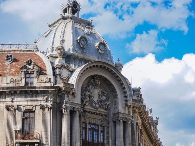 Bucureștiul rămâne lider în turism, deși scade numărul vizitatorilor români