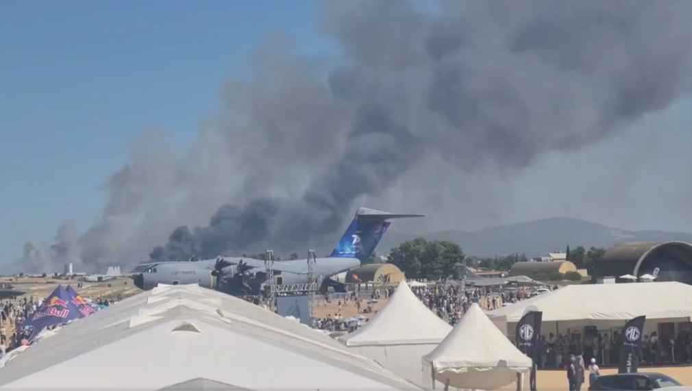 UPDATE VIDEO Tragedie la un spectacol aviatic din Grecia. Un avion al Forțelor Aeriene Elene s-a prăbușit. Piloții au murit