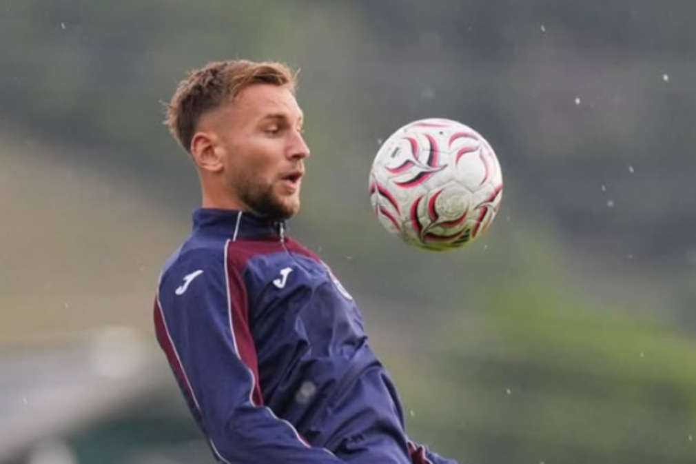 Denis Drăguș a semnat cu FCSB. Atacantul revine în SuperLiga după despărțirea de Trabzonspor