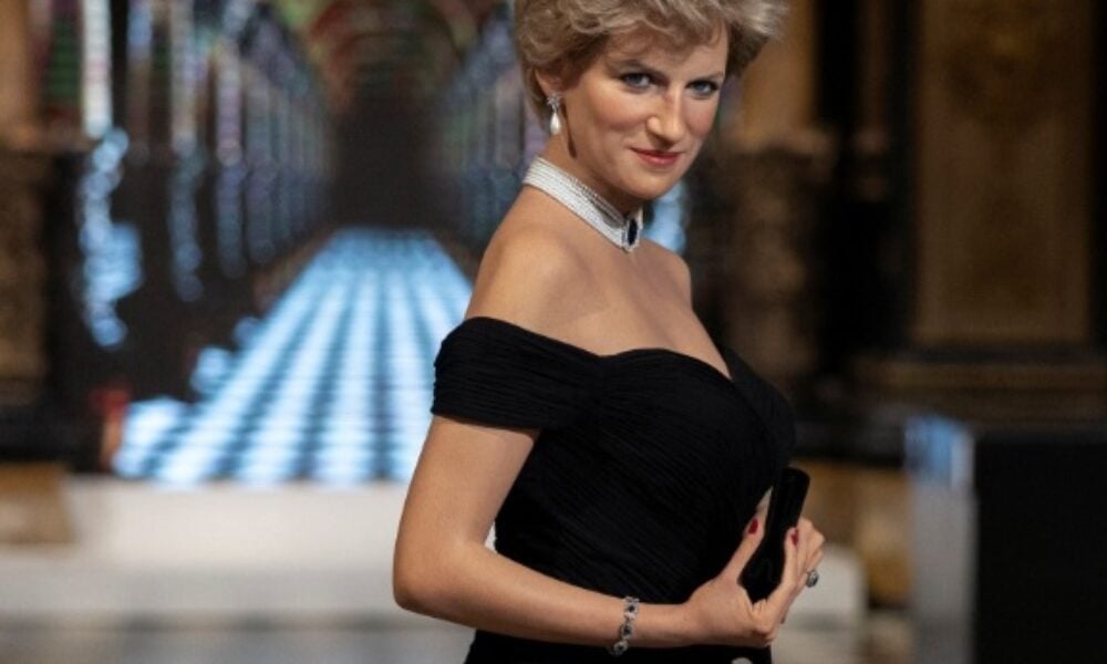 „Rochia răzbunării” a Prințesei Diana va fi scoasă la licitație