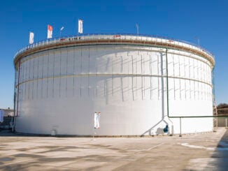 Tensiuni la poarta petrolieră a României. Sindicaliștii amenință cu grevă generală la Oil Terminal