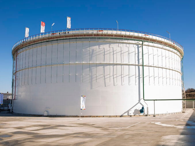 Tensiuni la poarta petrolieră a României. Sindicaliștii amenință cu grevă generală la Oil Terminal