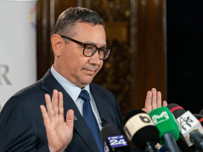 Victor Ponta refuză votul pentru învestirea Executivului prim-ministrului desemnat. „Cel mai mare obstacol pentru Siegfried Mureșan e el însuși”