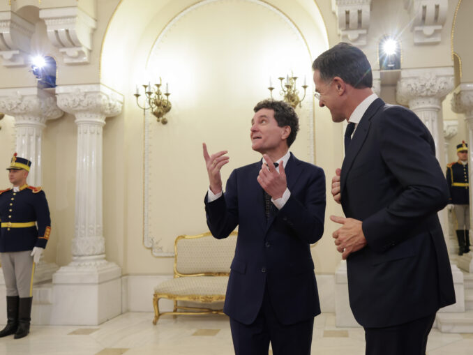 România, pilon pentru NATO, dar cu frâna trasă la investiții. Cum își pune singură bețe-n roate