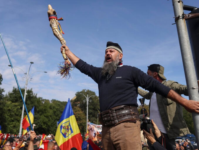 Cum s-a văzut online protestul oierilor. De la revendicări la „Călin Georgescu președinte”