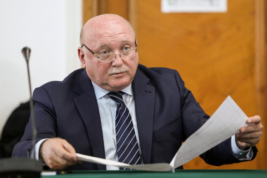 UPDATE Zborul lui Cristian Deliorga la Mykonos ajunge în Senat. USR și PNL cer extinderea anchetei privind CCR
