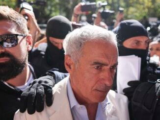 Călin Georgescu, adus cu duba la DIICOT. Fostul candidat la prezidențiale, audiat