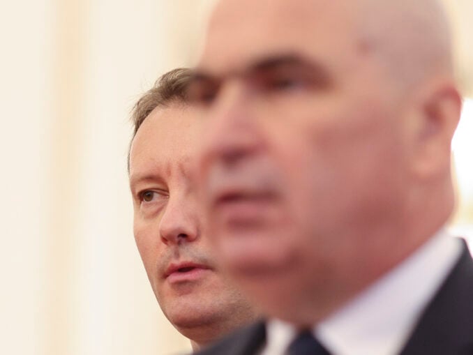 Siegfried Mureşan promite „lumina aprinsă” în lupta cu şmecheriile din stat