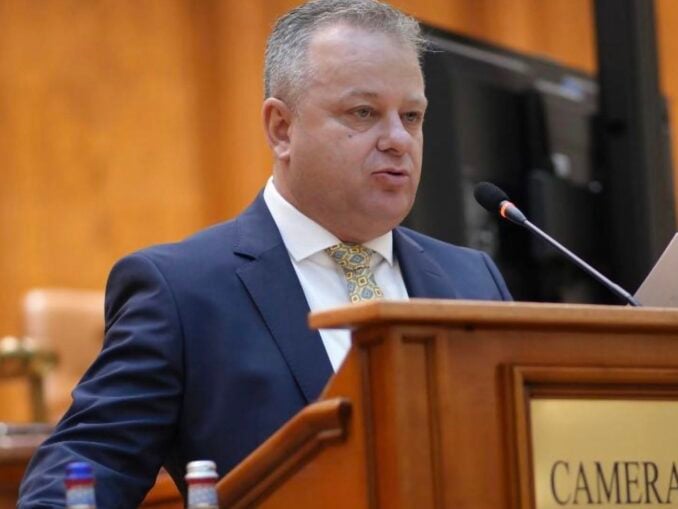 Ion Iordache, din „aripa Veștea”, a demisionat de la conducerea filialei gorjene a PNL ca să aibă „mai multă libertate” în Parlament