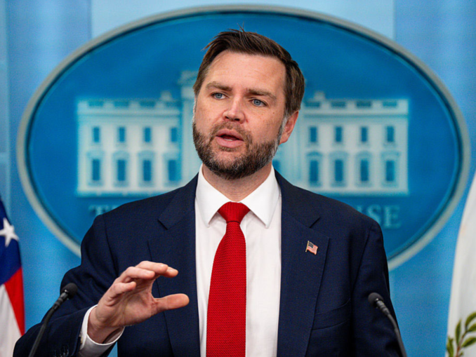 Dispută la Washington pe tema siguranței AI. JD Vance refuză cadrul strict de reglementare