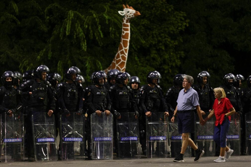 O nouă manifestație, în Piaţa Victoriei. Jandarmeria vine cu precizări