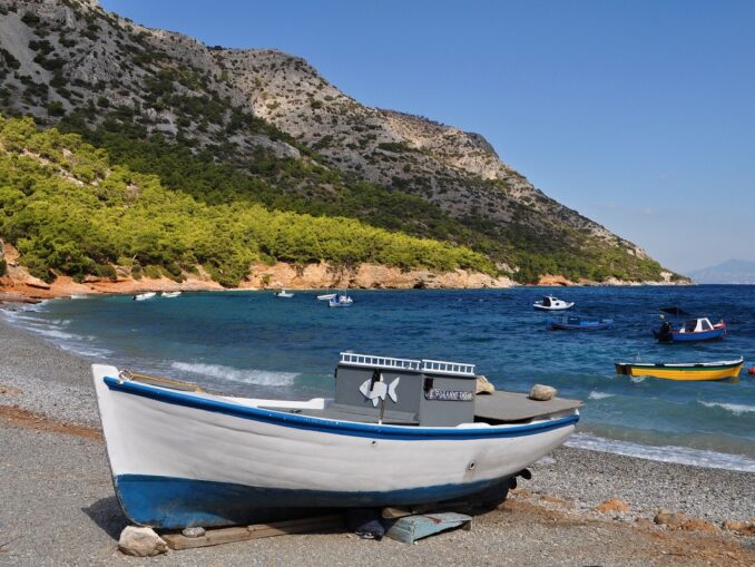 Satul din Grecia unde localnicii trăiesc peste 100 de ani