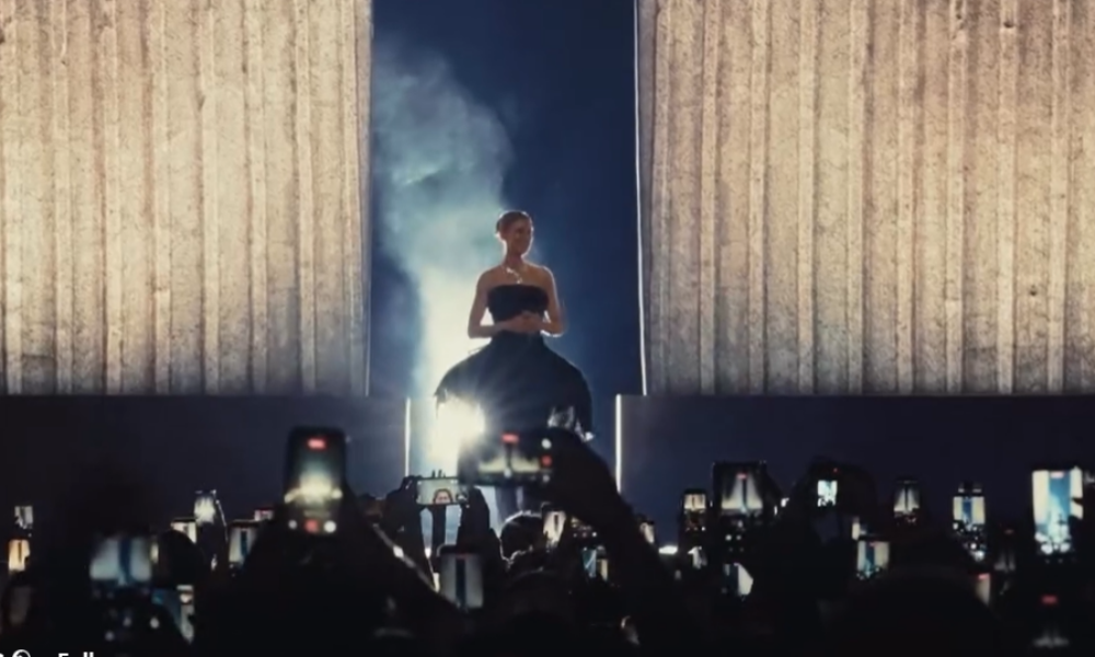 Celine Dion s-a întors pe scenă după șase ani. „Sunt tot ceea ce sunt pentru că voi m-ați iubit” – VIDEO