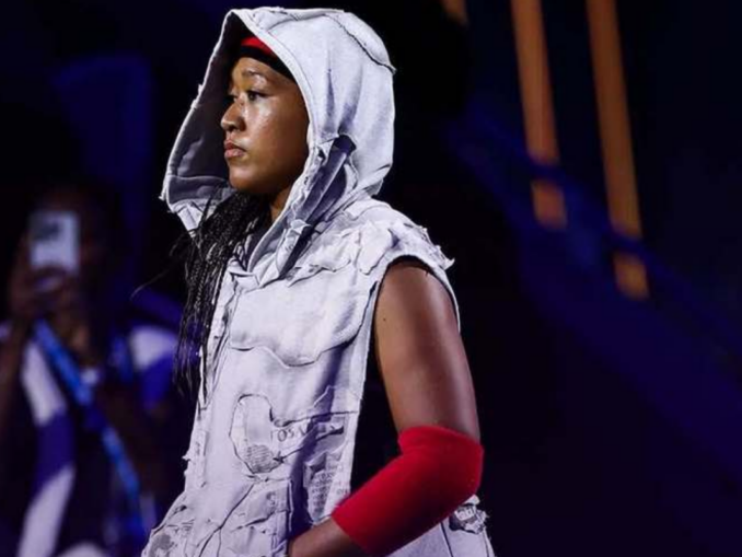 Naomi Osaka trece de primul tur al US Open și face din nou senzație cu stilul ei vestimentar VIDEO