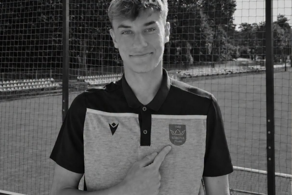 Fotbalist polonez de doar 20 de ani, mort după un accident cumplit. Un cerb i-a intrat prin parbriz