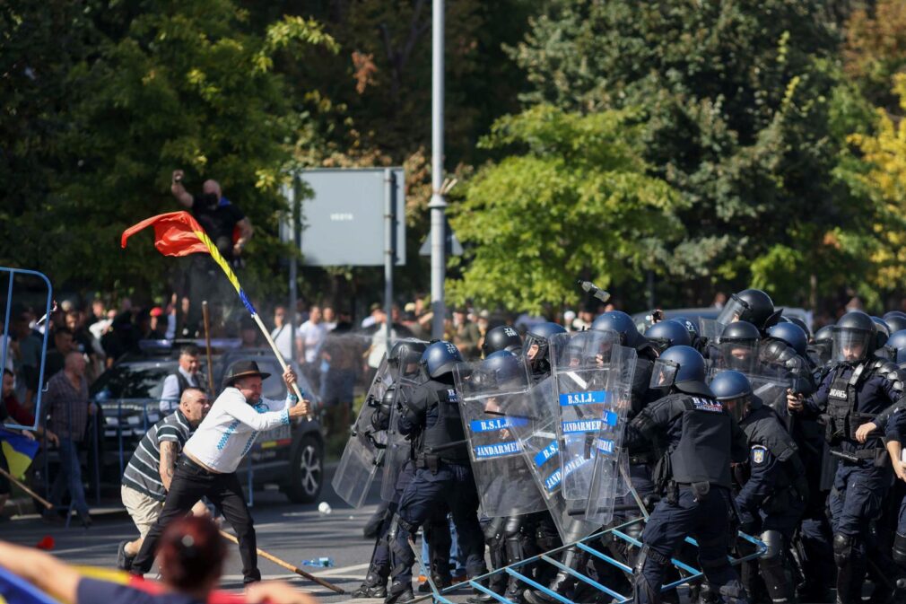 Valeriu Turcan, despre violențele de la protestele oierilor: „Practici de anii `90 într-o țară UE și NATO? Străzi blocate cu bâte în centrul Bucureștiului?”