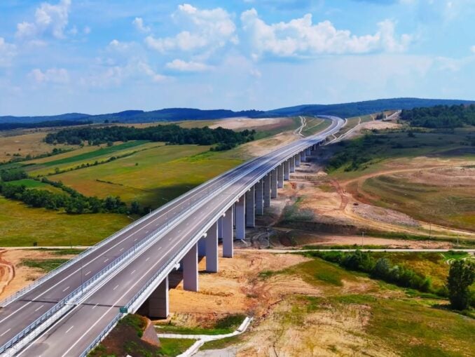 Câți bani din PNRR pentru autostrăzi și căi ferate a pierdut România. Stadiul lucrărilor