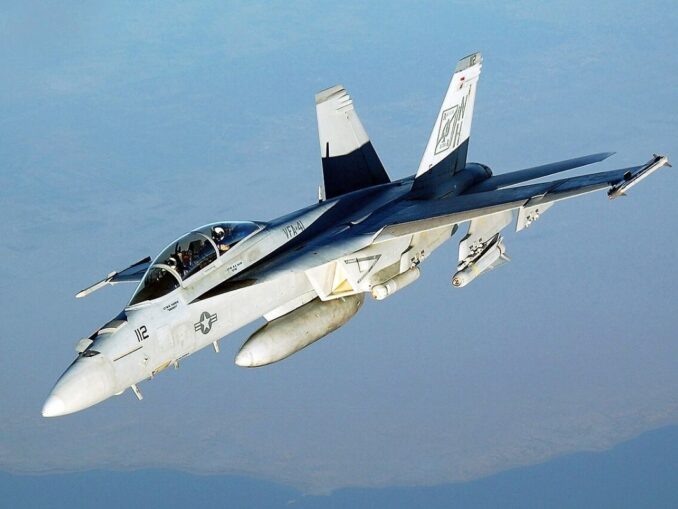 Alertă în Tulcea după detectarea a două ținte aeriene lângă granița cu România. Avioane F-18 spaniole, ridicate de la sol