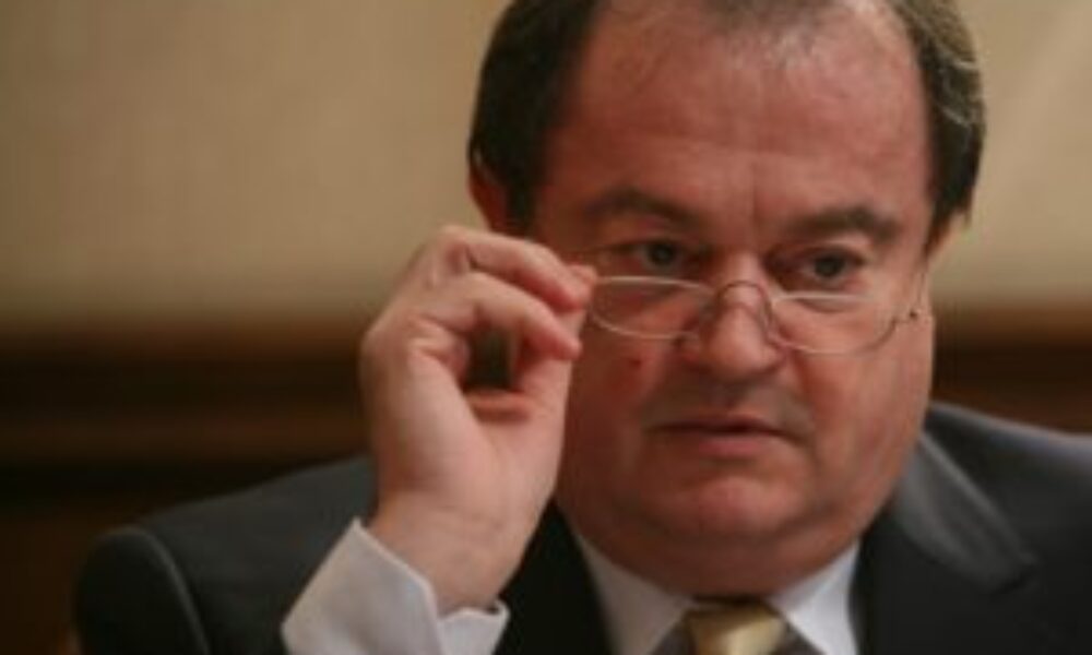 Vasile Blaga: Zvonurile despre susținerea PNL pentru suspendarea președintelui sunt „șopârle”