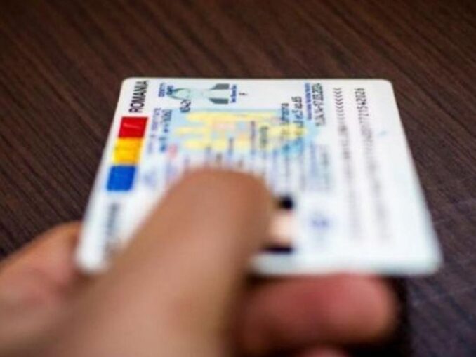 Până când mai pot românii să călătorească în UE cu buletinul vechi