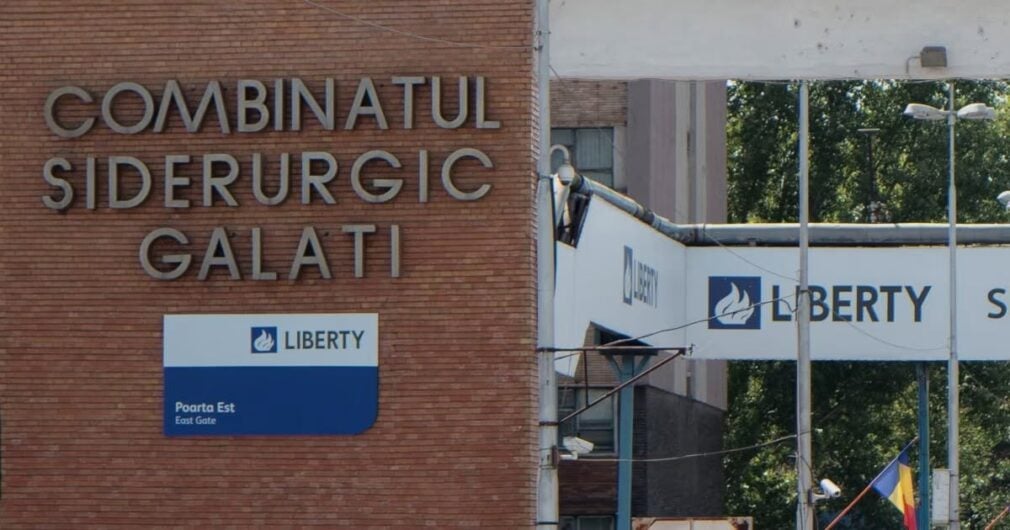 Salariații de la combinatul siderurgic din Galați muncesc fără plată din mai. Sindicatele cer intervenția Guvernului Bolojan