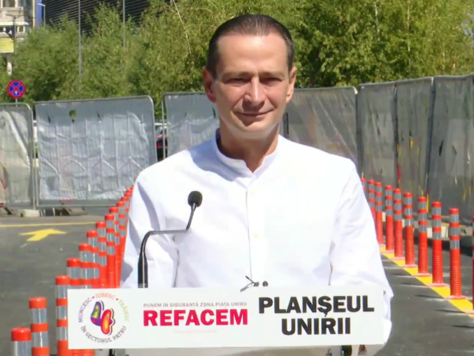 Restricțiile de circulație din Piața Unirii, ridicate cu ocazia începerii școlii: „Traficul va reveni la valorile obișnuite”