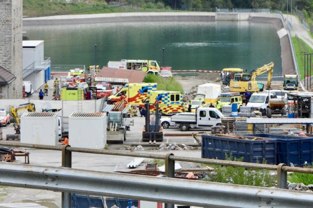Explozie la o centrală hidroelectrică din Elveția. Două persoane au fost grav rănite