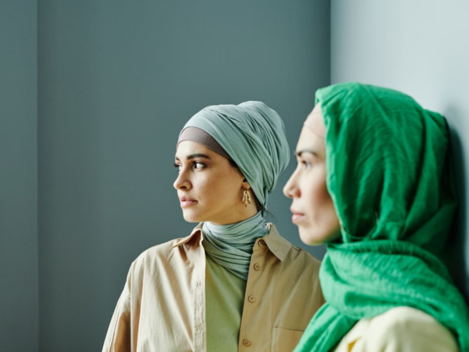 Austria interzice hijabul în școli. Părinții pot primi amenzi de până la 800 de euro