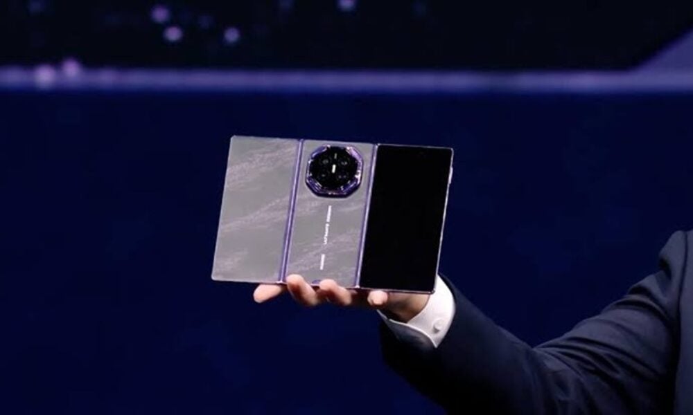 Telefoanele pliabile premium ale Huawei și Xiaomi, lansate înaintea Apple. Ce prețuri au