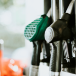 carburanți, benzină, motorină, preț benzină, preț motorină, scumpiri, benzinării, petrol, petrol Brent, Strâmtoarea Ormuz, Goldman Sachs