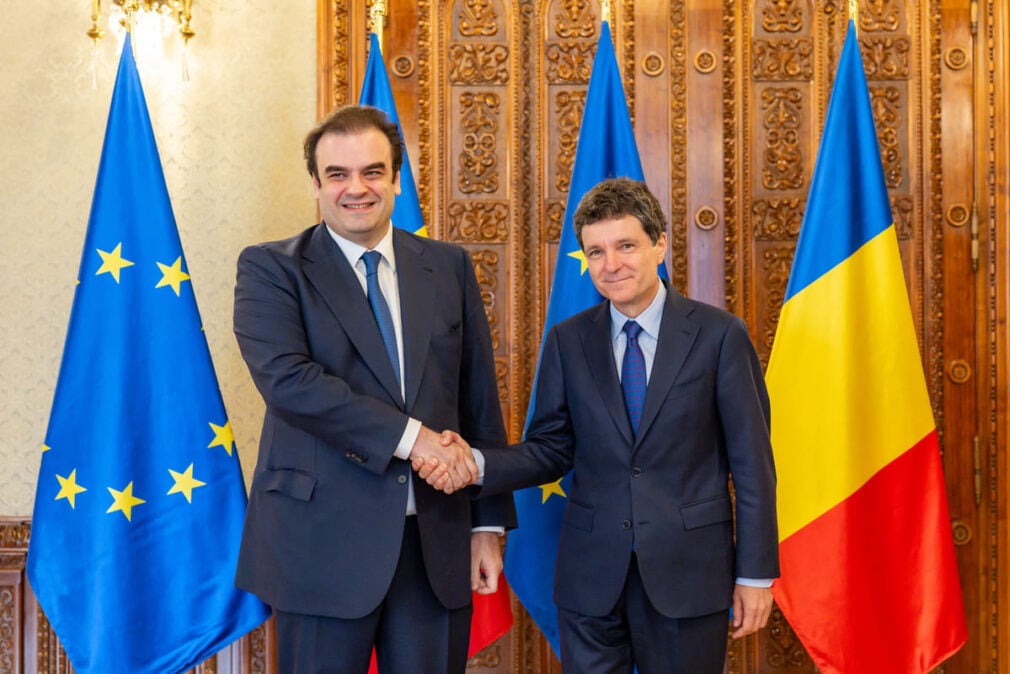 România își cere locul la masa banilor europeni. Ce i-a spus Nicușor Dan astăzi șefului Eurogrupului