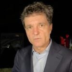 Nicușor Dan, la Mănăstirea Dragomirna, înaintea plecării în Ucraina