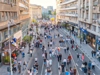 România muncește ieftin. Costul forței de muncă este de aproape trei ori mai mic decât media UE