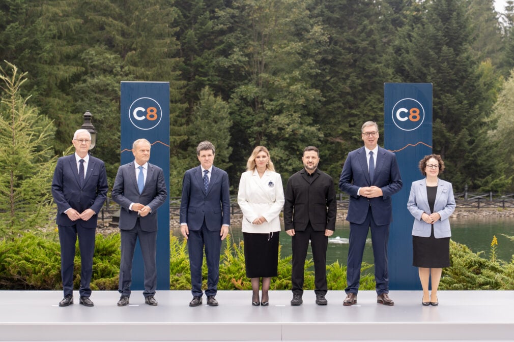 Ucraina ne ia fața în Carpați sau cum rămâne România remorcă la geopolitica altora