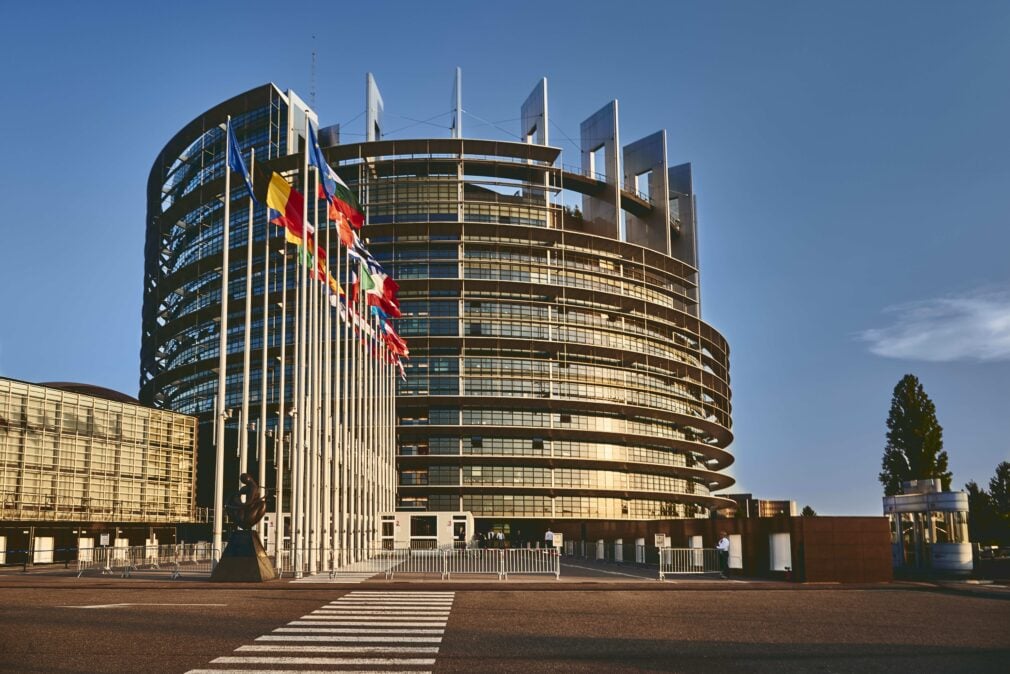 Tăieri la bugetul UE. Președinția irlandeză pregătește o reducere de 100 de miliarde de euro