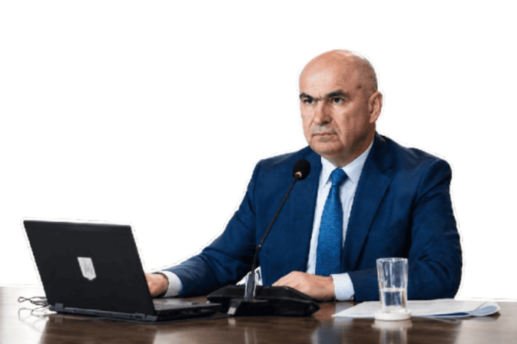 Bani în regim de urgență de la Guvernul Bolojan pentru 500 de familii nevoiașe. Se acoperă cheltuieli pentru case distruse, tratamente medicale costisitoare și operații