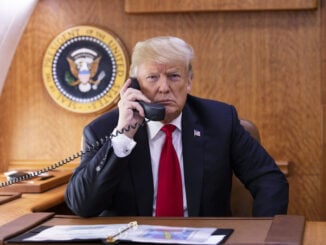 Fox News, postul TV susținător al lui Trump, s-a retras de la Casa Albă, împreună cu alte televiziuni