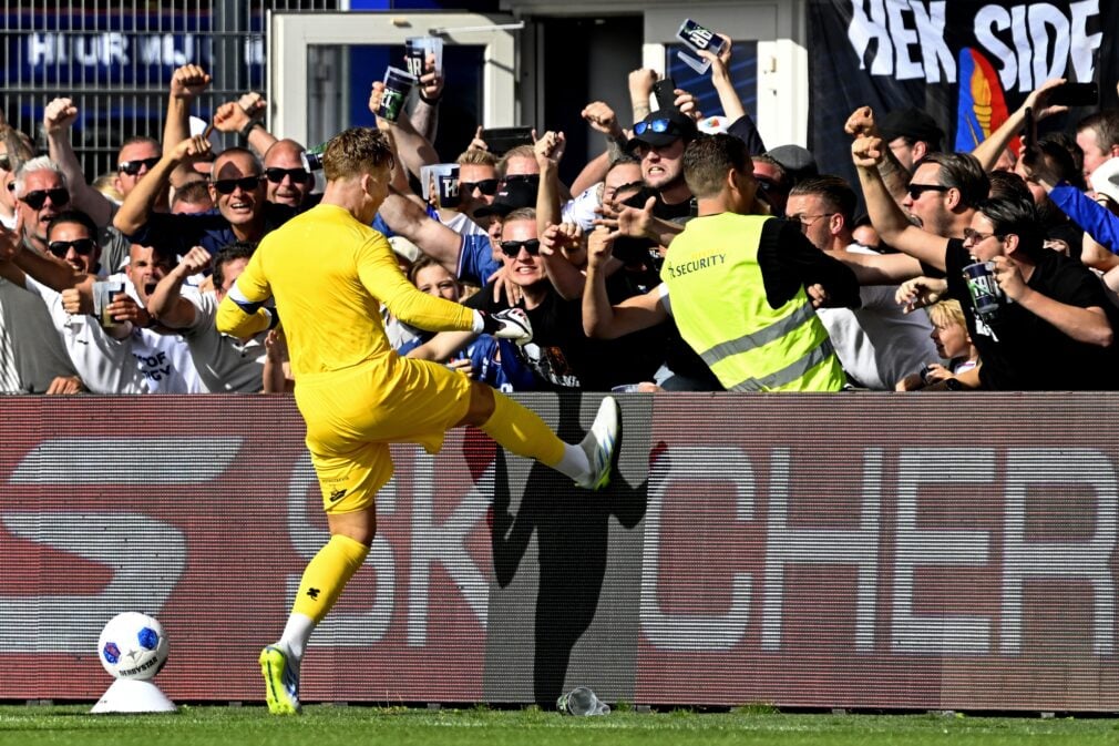 VIDEO Când portarul devine golgheter. Fiul lui Ronald Koeman înscrie o dublă din penalty în Olanda