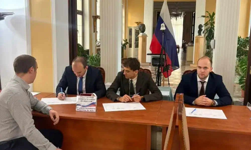 Rușii votează la București pentru Parlamentul de la Moscova