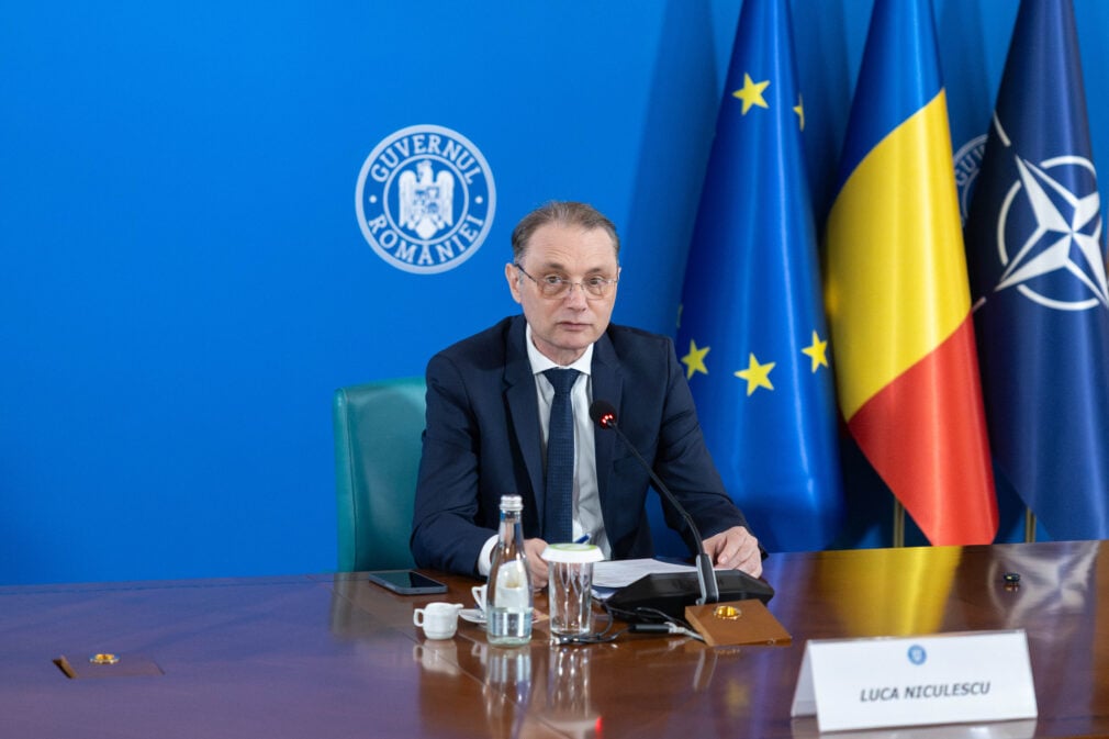 LIVE Rectificare bugetară. 2 miliarde de lei pentru datoriile primăriilor și 3,2 miliarde în plus pentru sănătate/ Alexandru Nazare: Cartonașele galbene s-au dat