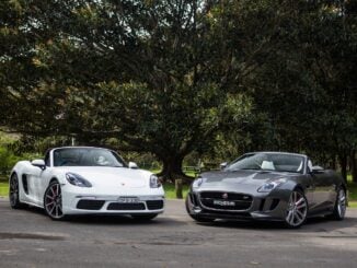 Porsche și Jaguar pariază pe milionari într-o piață auto tot mai dificilă. Care este strategia