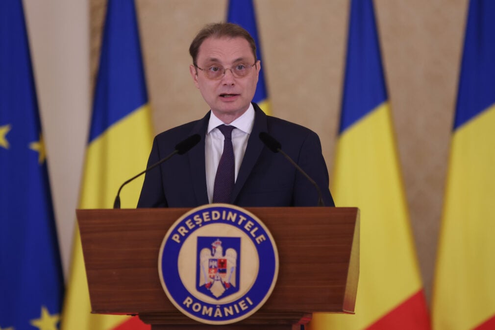 Luca Niculescu anunță că programul de guvernare și lista de miniștrii vor fi depuse joi. „Suntem în program”