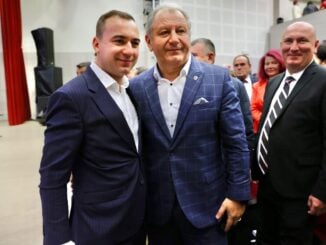 Culisele tragerii lui Bogdan Ivan pe linie moartă din guvern. Ce a primit la schimb și legătura cu grupul de la Cluj SURSE